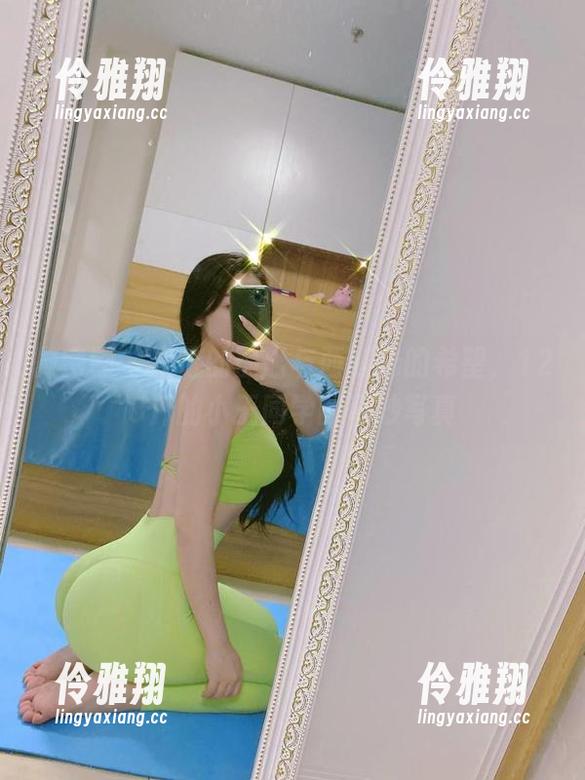 微密圈 - 桌底的静谧与西红柿的希望，120斤的小王同学的奇妙写真