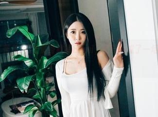 当Bomi(普美)遇上健身教练Bomi，图册竟成了一场疯狂cos秀