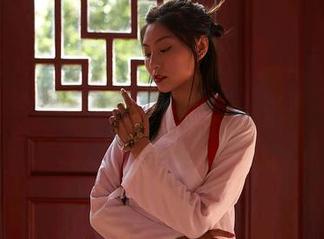 MiiTao蜜桃社 - 静香Mandy的脚步声，让这组裸足图集变得好有默契
