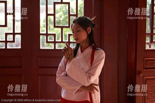 MiiTao蜜桃社 - 静香Mandy的脚步声，让这组裸足图集变得好有默契