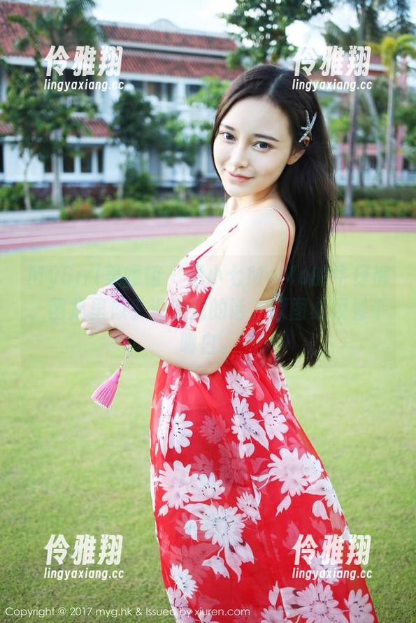 MyGirl美媛馆-伊小七MoMo MyGirl美媛馆 - 伊小七MoMo的牛仔裤,图集里似乎没说完的话,原图必须看个明白。