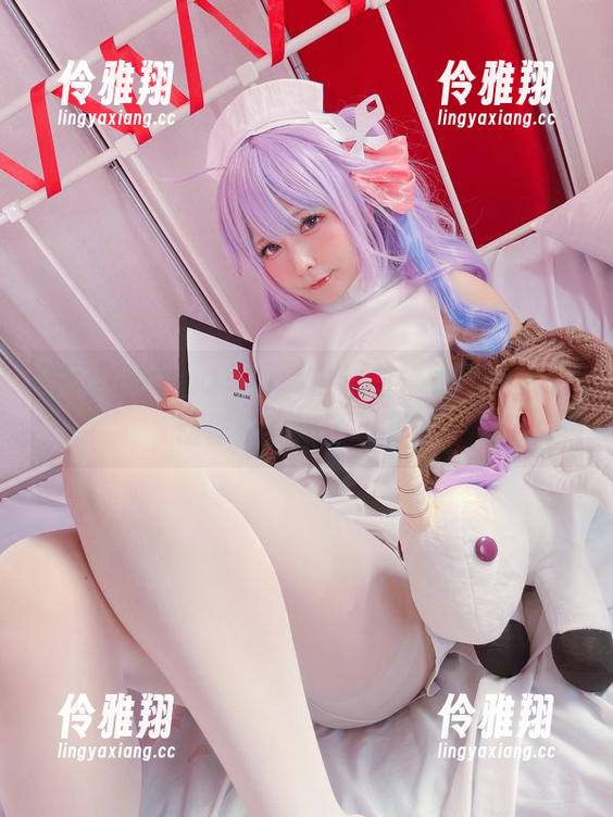 SayoMomo写真：白丝和她的每一个小动作都充满了火花？