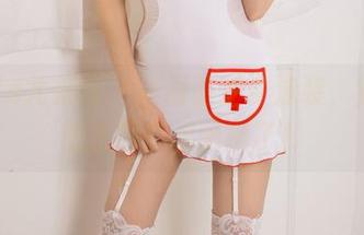 UGirls尤果网 - 慕羽茜那身泳装，看得我想去图库里晒晒了！