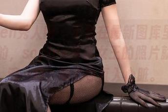 Xiuren秀人网 - 不会在最新图库里迷失方向的，sophie余冰女王的照片就像黑洞一样，吸引你直入心脏。