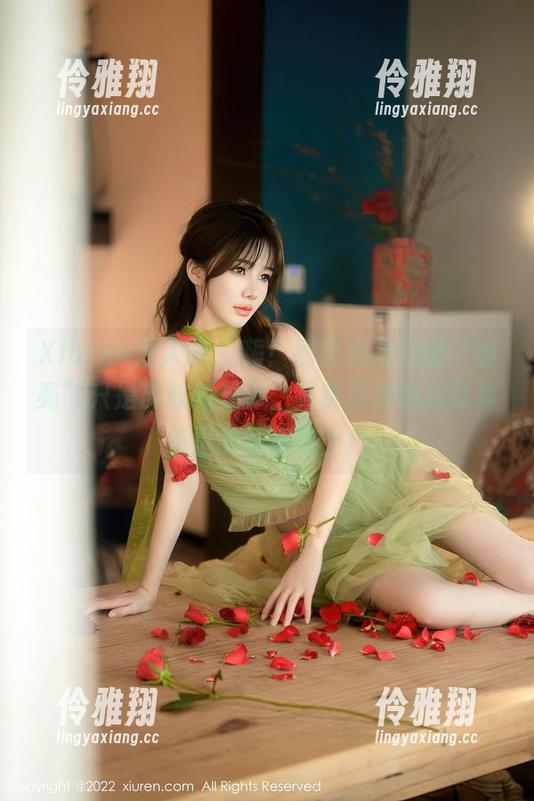 Xiuren秀人网 - 嗨！别以为绯月樱“油亮”只是皮肤的光泽，其实是她最新写真集里的浓情将士！