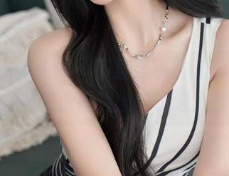 Xiuren秀人网 - 下载陈小喵和服写真，想象她在曲径通幽的小道上踏青