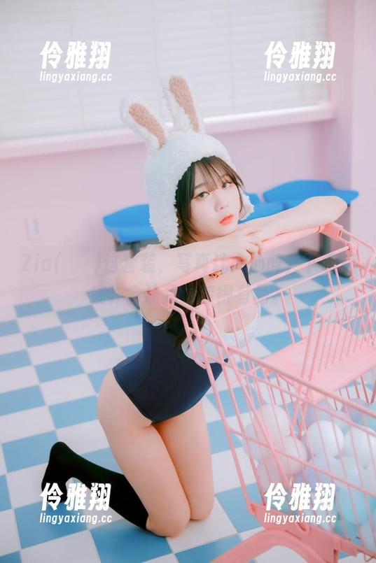 Zia(지아)这套装，写真让人心醉，下载后或许会让我也变得有品。