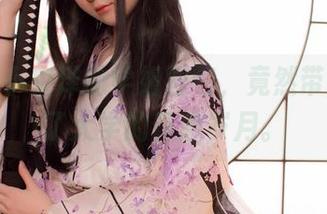 一探一小央泽的学姐图包，竟然带我回到了大学的青葱岁月。