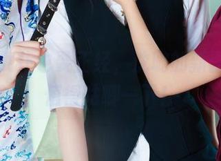 丽柜 - 女仆也要正经，沈璐的新图包更新值得咕唧一下！