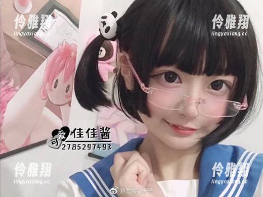 小熊比基尼，佳佳好难啊就是不走寻常路，美图图集上直接发糖了！