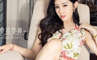 克拉女神 - 我在想，孟君膝盖那么高挑，裤里丝到底要怎么搭？原图中的灵感和图册里都值得参考。