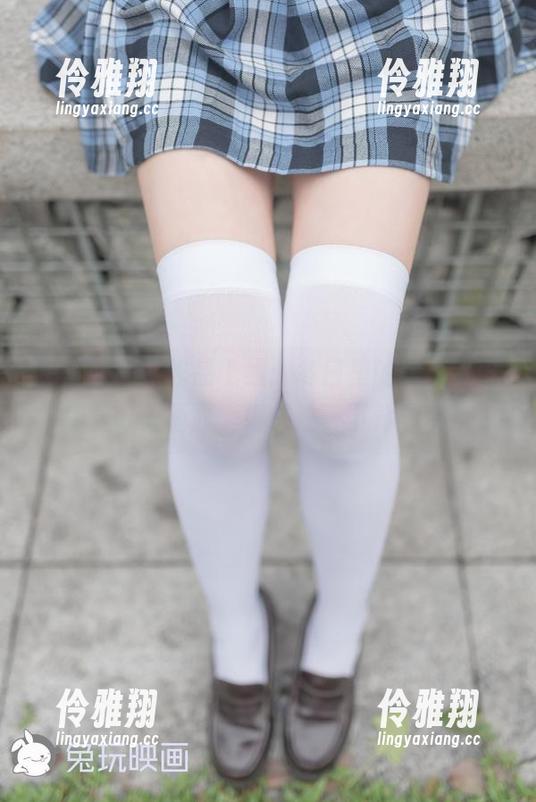 兔玩映画 兔玩映画新作品上线:冬日里的暖乎,可别只盯着画面,得关注一下背景啊!