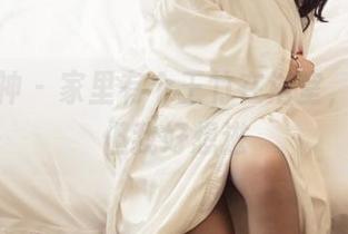 头条女神 - 家里有个王竹在浴室，无圣光但我好想进