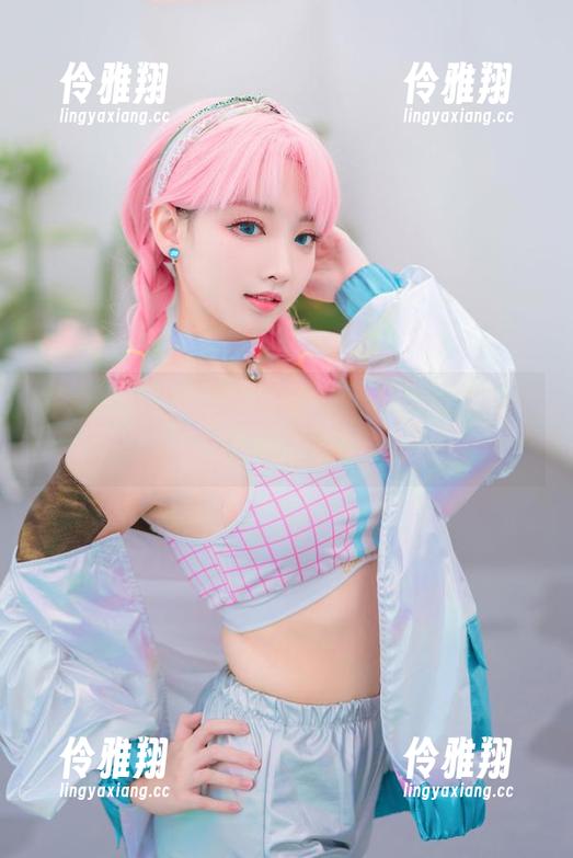 宫本樱的婚纱写真，收录了她对婚姻的“深切”思考