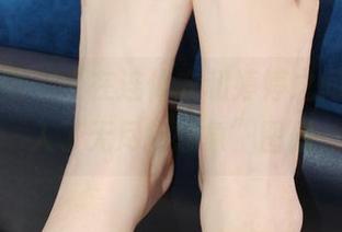 小众视觉 - “在连体衣和婷婷之间，我陷入了无尽的想象”图册