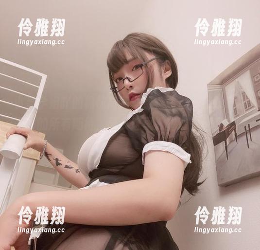 小泉学姐吖 小泉学姐吖的棉袜高清壁纸,超过了我对“袜子”的所有期待,至少这里没塑造“优雅”吧!