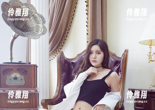 尤物馆 - FoxYini孟狐狸夏日：原图窗口打开怨念满满，但干嘛要闭眼？