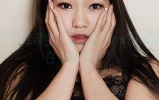 尤物馆 - 图库寻宝：孟狐狸FoxYini演绎的纯白是种颠覆？