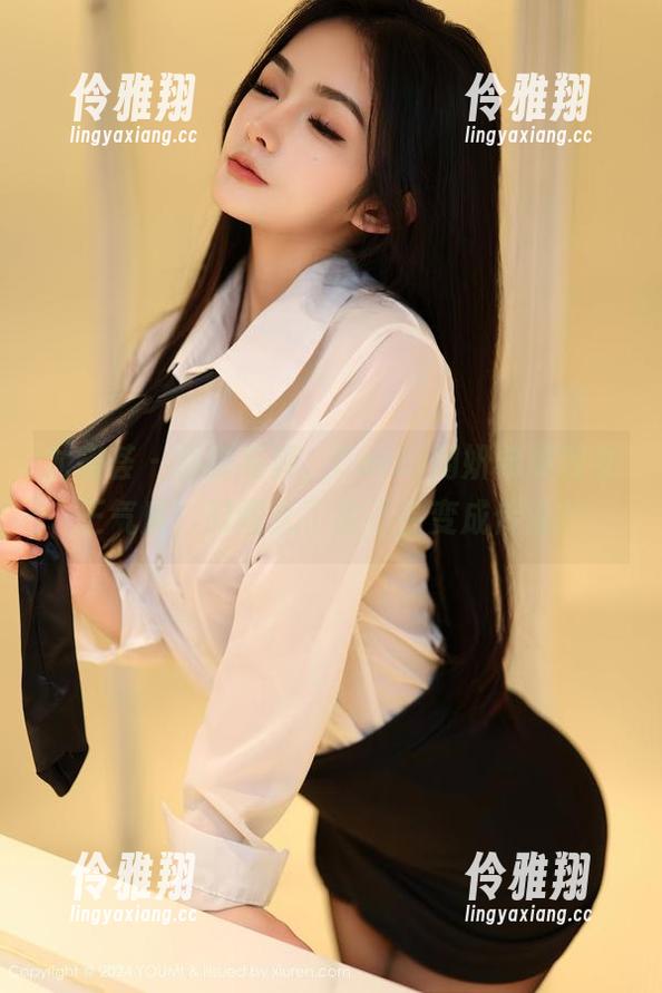 尤蜜荟-Carol周妍希 尤蜜荟 - 最新写真,Carol周妍希展现女王气质,时间久了会不会变成传说?