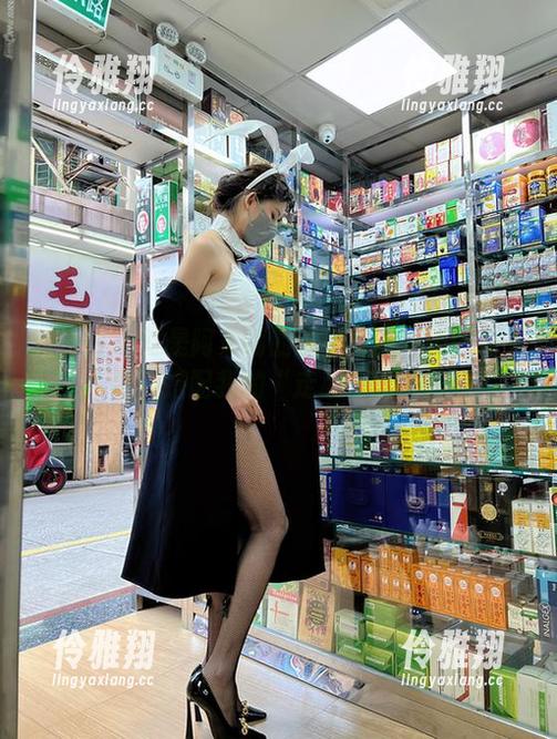 微密圈 - 就是阿朱啊的泳衣与我：美图和下载，搭配我的“走心”期待！