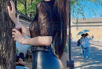 微密圈 - 绝不是闹着玩的，就是阿朱啊的黑丝吊带图包你准备好了没？