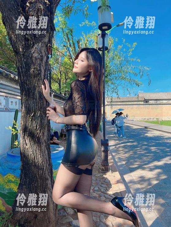 微密圈 - 绝不是闹着玩的，就是阿朱啊的黑丝吊带图包你准备好了没？