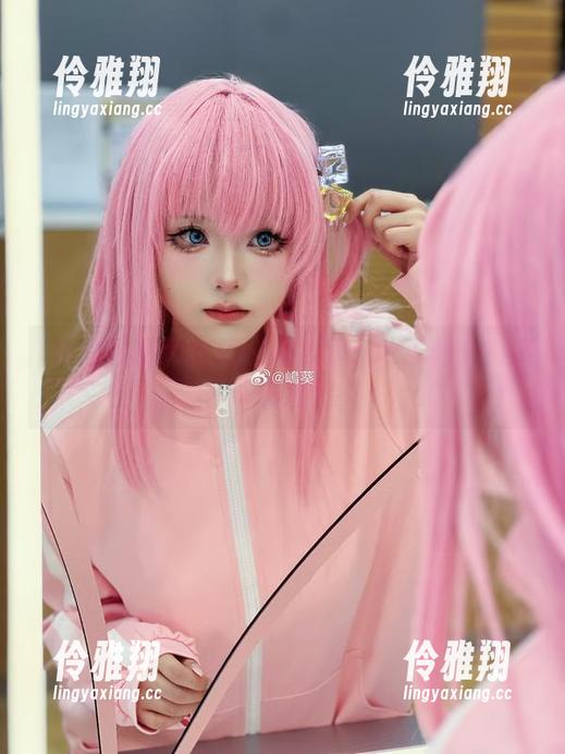 嶋葵的短裤大作战：她到底cos了什么？高清瞧瞧！