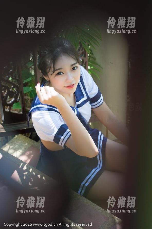 推女神 - Abby王乔恩的套图里，黑色就是主角，别的小色都要让位。