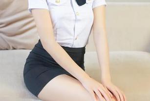 推女神 - 免费跟图中的短裤为伴，温心怡这回是要秀出好身材还是炫酷凉爽？