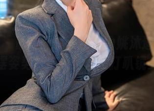 星颜社 - 最新图集：还以为姚沐迪女友只会摆姿势，结果她直接打趴镜头！