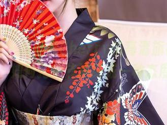 星颜社 - 从晨晨Cherry的高清旗袍套图看，如何把细节演绎成一种态度？