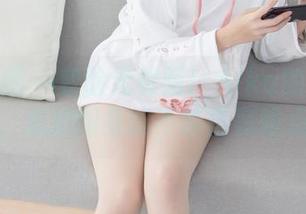 森萝财团 - 变脸无极限！Aika的乳霜果足，私拍图集能不能再亮眼点？