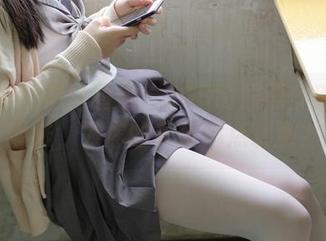 森萝财团精选图包：20D制服黑丝肉丝吊带袜，为你的衣柜添点刺激？