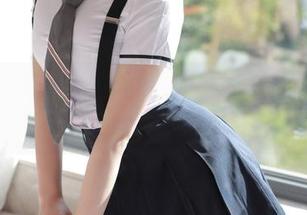 模范学院 - 夏笑笑Summer的图册：粉色背后的冷笑话