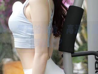 模范学院 - 梦梵的泳池，高清资源，泡在梦想里？