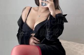 微密圈 - 图集更新，洁己u相拥阳光，太会挑时机了吧！