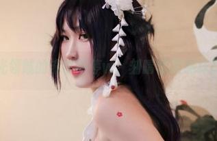 无圣光领域的流年不停w，刻晴套图照样能撩人