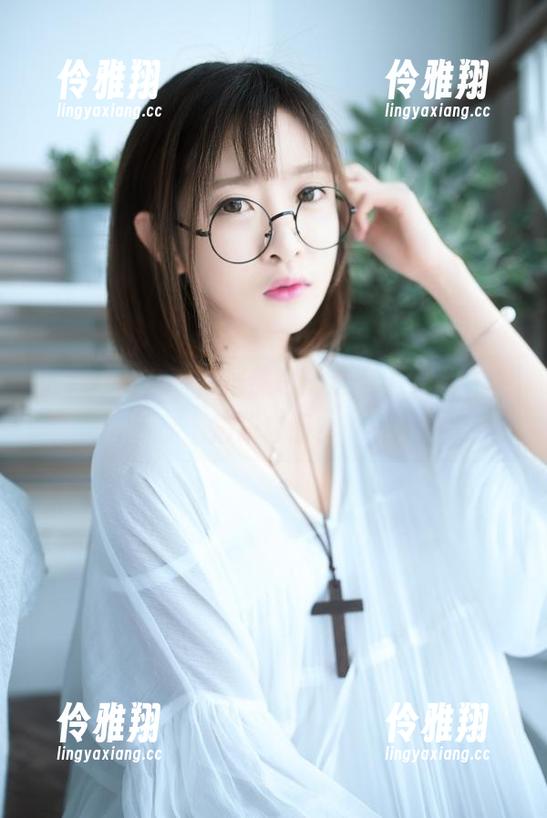 王羽杉 王羽杉的套装,居然也能这么“无辜”地拍成套图?