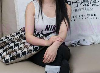 甜予摄影 - K制服日常，小语如何把美图变得毫不正经？