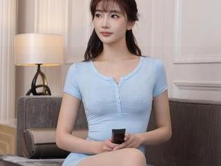 秀人网 - 别怕，Erikaki的温柔在线写真不会让你变得太软弱！