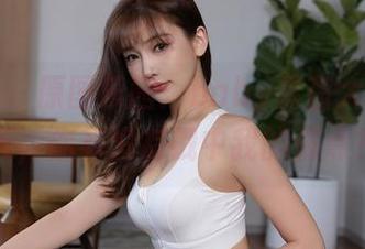 秀人网 - 原图乐园：baby嘉茵大胆的夏天，你有没有戳中我的弱点？