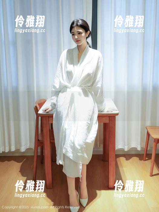 秀人网-九千柒柒 秀人网 - 九千柒柒,定制一波图集:姐姐的魅力不止一面!