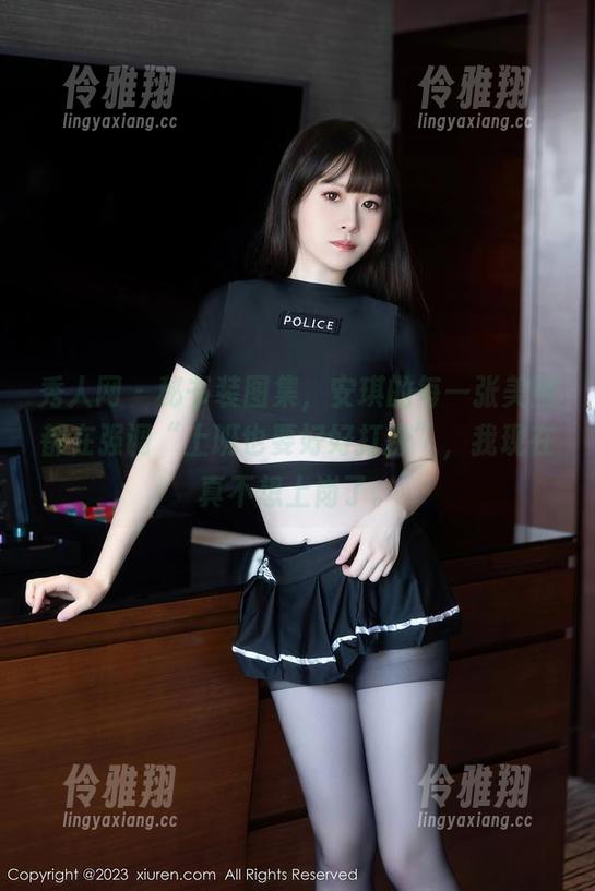 秀人网-安琪 秀人网 - 秘书装图集,安琪的每一张美图都在强调“上班也要好好打扮”,我现在真不想上岗了。