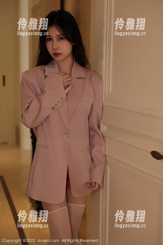 秀人网 - 清洗、整理、伪装得可爱，这就是幼幼的女仆作品给我的脑洞
