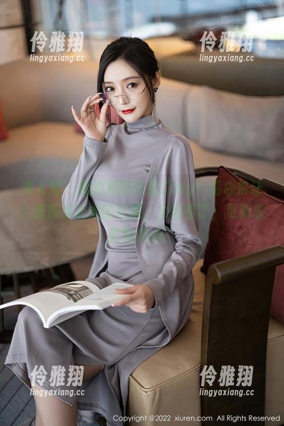 秀人网 - 新的和服作品Zing！温心怡让人想偷点儿她的衣服，太好看了，更新求整物换心！