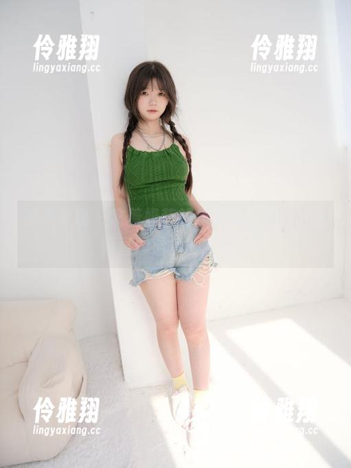 紧急企划 - 拿着奶昔的作品集，清纯起来简直像清晨的露水！