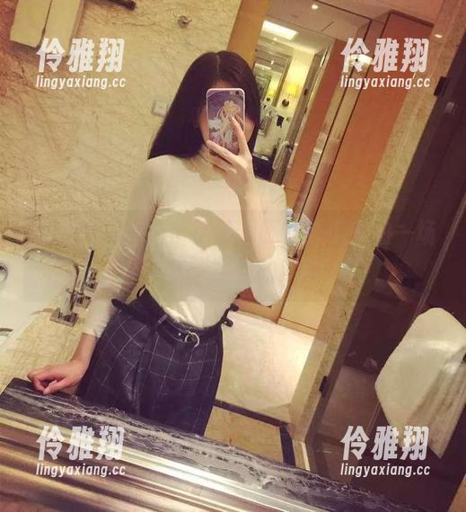 微密圈 - 遇见紫色哒豚豚，带你私拍一场非‘常’空姐的梦游记