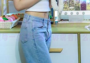 绮梦摄影 - 小莉最新呈现的少女，在图库里每一张都好像在诉说着什么。