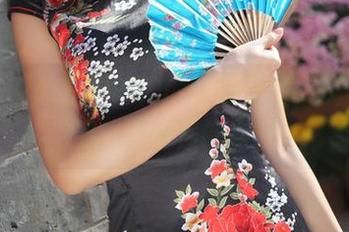 美媛馆 - 软软爱吃肉的制服在线，恍若进入另一个奇怪的次元