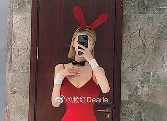 微密圈 - 脸红Dearie的黑丝与长腿，福利图集等你来啃